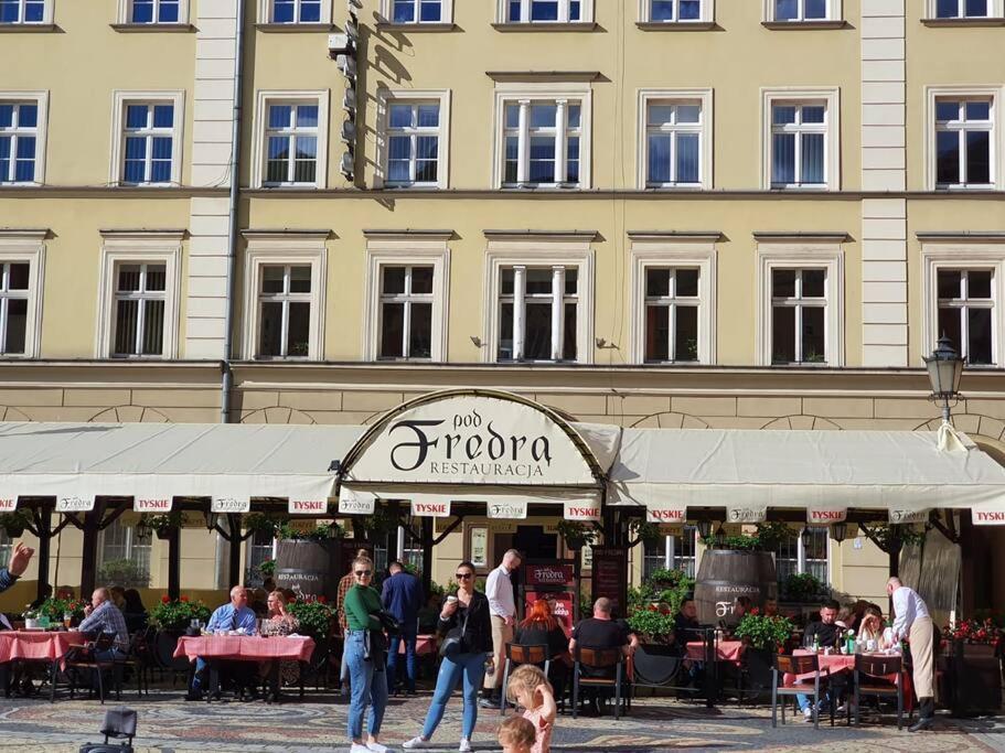 Rynek Pod Fredra Apartamento Wrocław Exterior foto